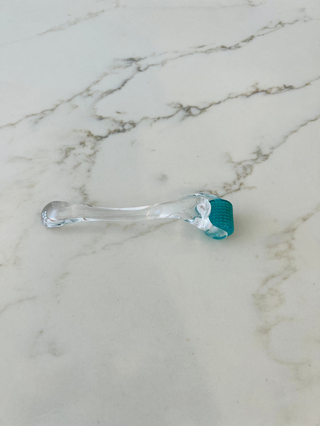 Plumped Serum System with Dermal roller