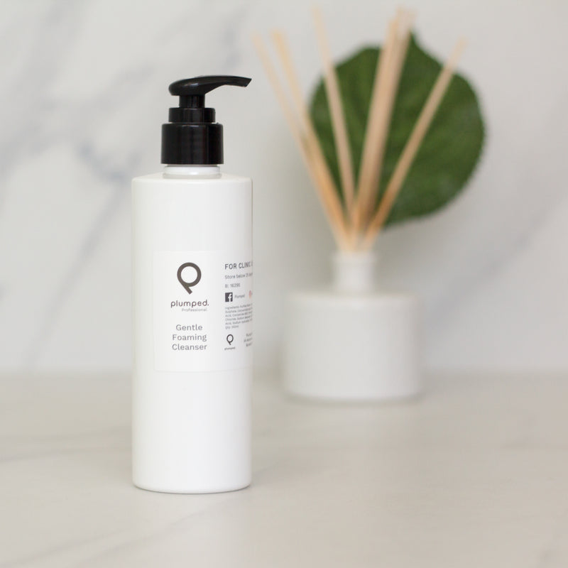 Plumped Professional Gentle Foaming Cleanser CLINIC